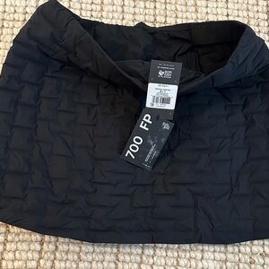 Mountain Hardwear Quilted Black Mini Skirt